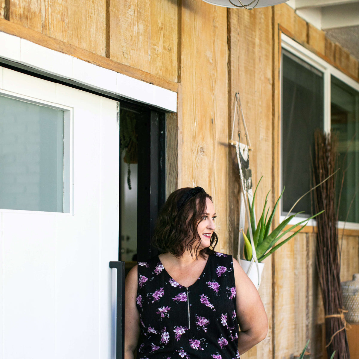 Rachael V-Neck Zipper Sleeveless Shirt – lularoe